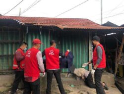 Mayat Tergeletak di Depan Toko Sepatu Aur Kuning Bukittinggi