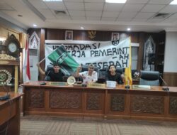 HMI Cab. Berau Aksi Tolak Penutupan Jembatan, DPRD dan Bupati Dinilai lebih Pentingkan Urusan Pribadi Dibanding Kepentingan Masyarakat