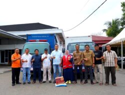 Ringankan Beban Korban Bencana Alam Di Sumbar, Bupati Sijunjung Benny Dwifa Distribusikan Bantuan