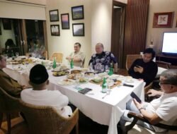 KETUA DPD RI, AA LaNyalla Mahmud Mattalitti berbuka puasa dengan sejumlah Senator terpilih