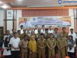 Rakor Bersama Wali Nagari Dan Bamus SE Lima Puluh Kota Bupati Berikan Penghargaan Kepada Sejumlah Nagari