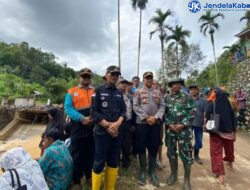 Pastikan Evakuasi dan Pembersihan Material Berjalan Lancar, Bupati Safaruddin Terjun Langsung ke Lokasi Bencana