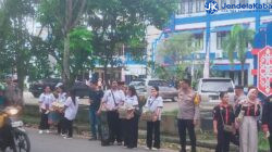 Organisasi Kemahasiswaan Universitas PGRI Pontianak Berbagi Takjil Pererat Toleransi di lingkungan Kampus