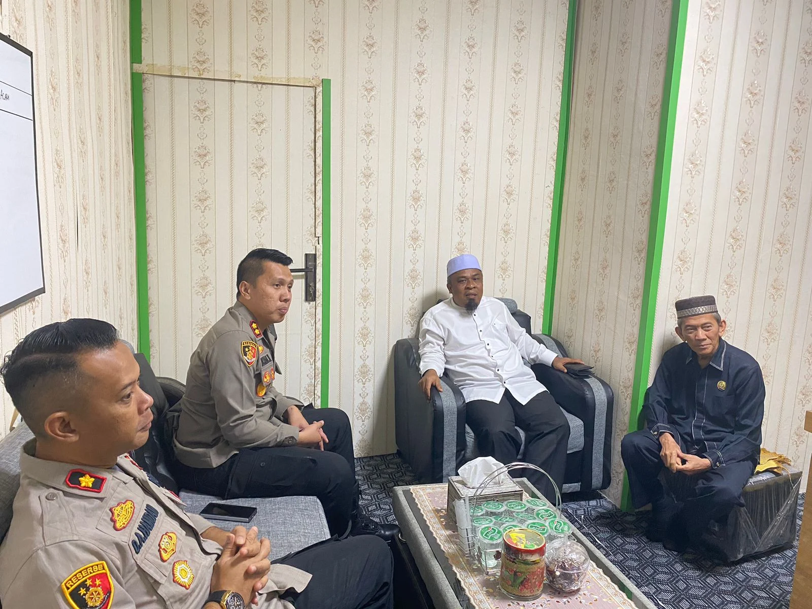 AKBP Willian Hanrebnsyah SIK, MH Bersilaturahmi Ke BAZNAS Kabupaten Sijunjung Diskusi Untuk Tuntaskan Kemiskinan Masyarakat