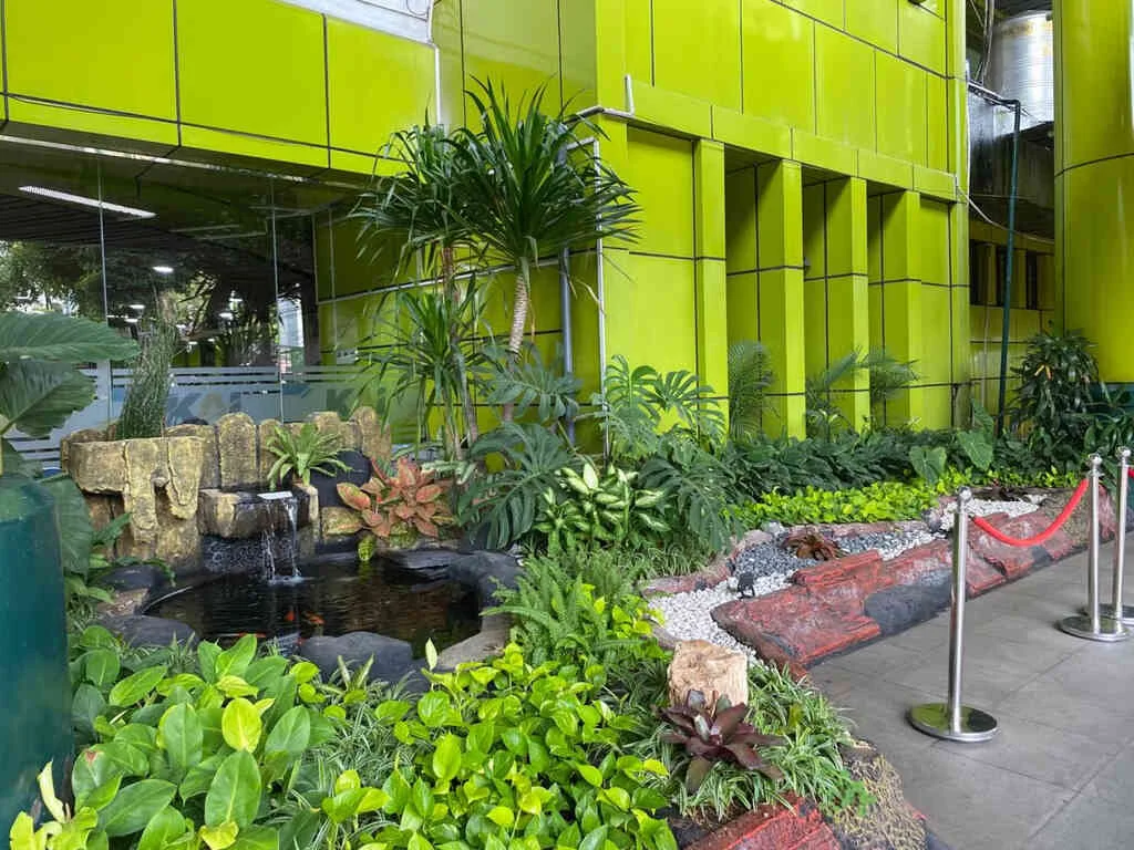 KAI Daop 1 Jakarta: Harmoni dalam Operasi, Hijau dalam Aksi – Merawat Keselamatan dan Keseimbangan Alam