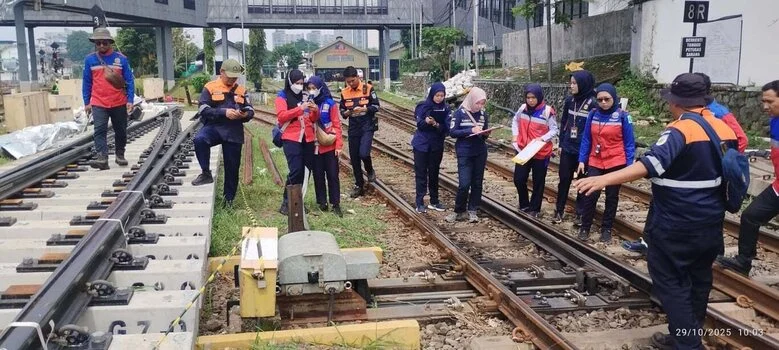 KAI Daop 2 Bandung dan DJKA Kemenhub Lakukan Rampcheck Prasarana Persiapan Nataru 2025/2026