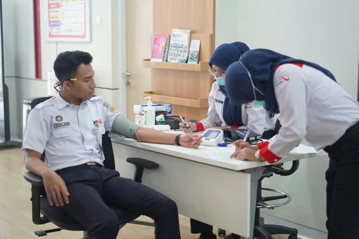 KAI Pastikan Kesiapan Petugas LRT Jabodebek Menjelang Angkutan Nataru 2025/2026