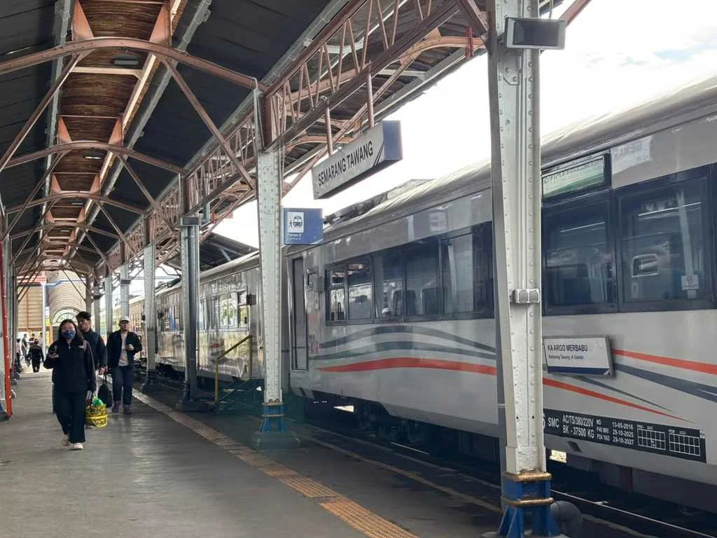 KAI Daop 4 Semarang Berangkatkan 530.152 Penumpang KA pada November 2025, Meningkat 6,3% dari Tahun Sebelumnya