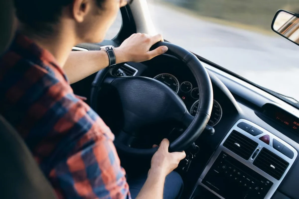 Bagaimana Menentukan Budget yang Realistis untuk Mobil Baru?