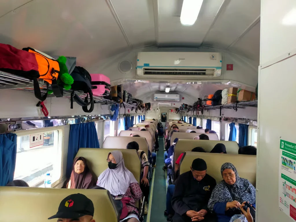 Pastikan Layanan Optimal di Hari Ke-5 Nataru, KAI Daop 7 Madiun Tegaskan Tiket KA Masih Tersedia