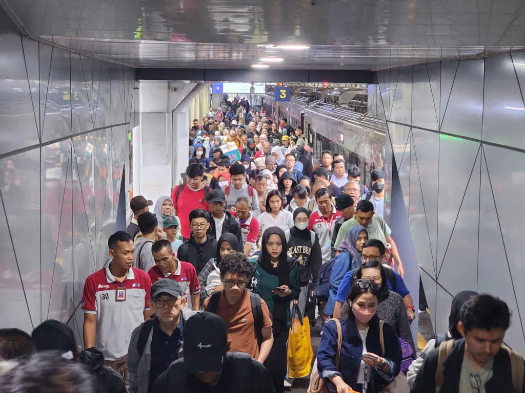 KAI Daop 2 Bandung Catat 48 Ribu Pelanggan KA Jarak Jauh pada Minggu, 28 Desember 2025, Jumlah Tersebut Sementara adalah Yang Tertinggi Selama Angkutan Nataru