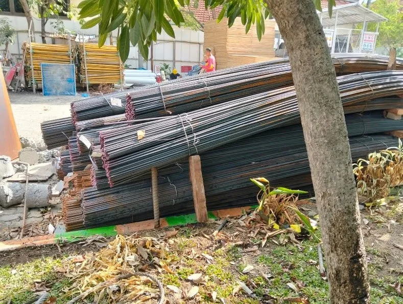 KWOSM Pasok 2.000 Ton Besi Beton untuk Gedung Health Science Universitas Airlangga