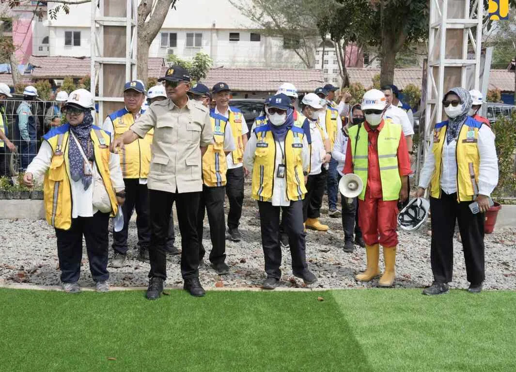 Kejar Target Nol Warga di Tenda Saat Ramadan, Menteri PU Dorong Percepatan Huntara di Aceh