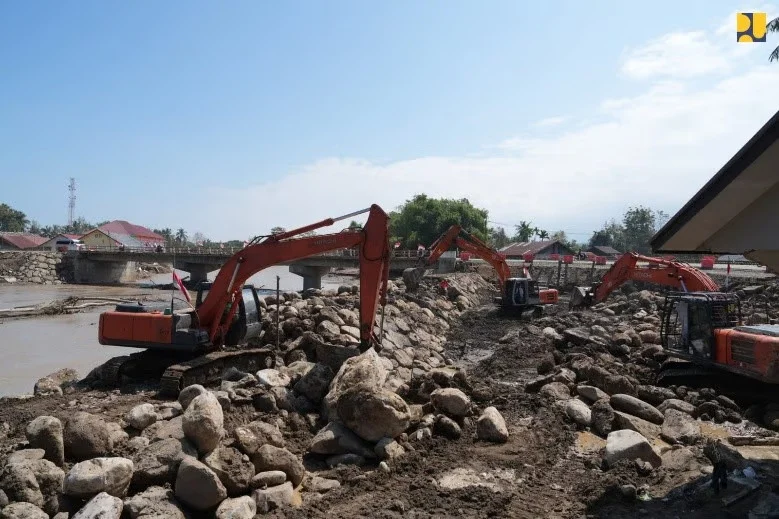 Kementerian PU Pulihkan Alur Sungai Krueng Meureudu, Geliat Nelayan Pidie Jaya Kembali Bangkit