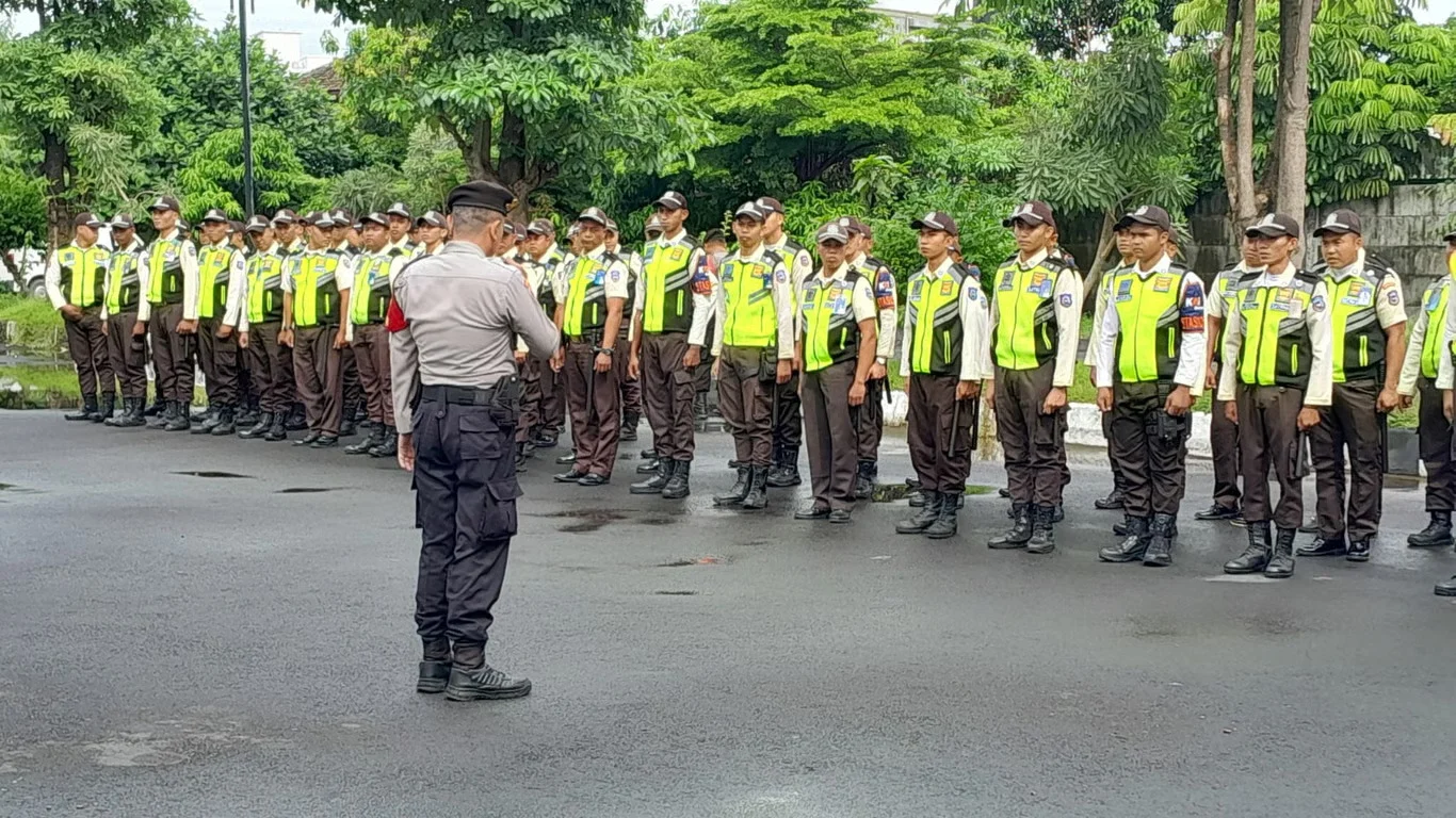 Pastikan Kondisi Keamanan Stasiun Aman dan Terkendali, KAI Services Gelar Pembinaan Petugas Keamanan di Wilayah Regional 6 Yogyakarta
