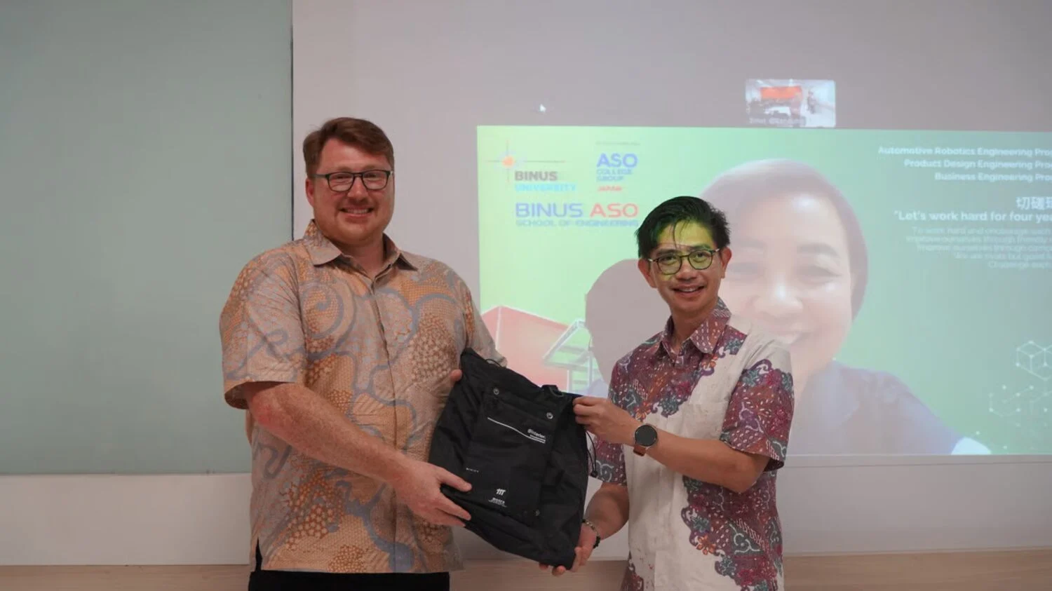 Kolaborasi Lintas Negara: BINUS @Bandung, BINUS ASO School of Engineering, Faculty of Engineering dan Arizona State University Inisiasi Program EPICS