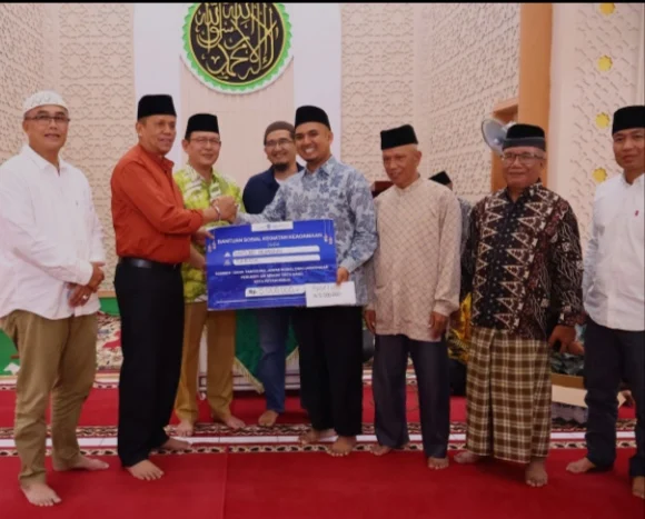 Wali Kota Zulmaeta Pimpin Safari Ramadan di Masjid Muhsinin, Pemko Siapkan Hibah Pembangunan