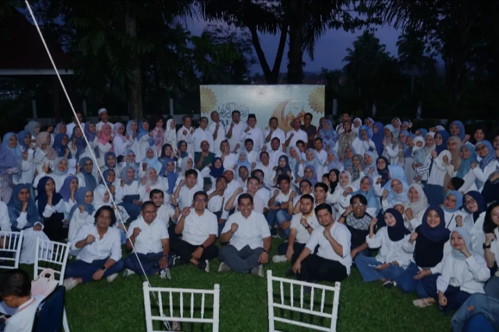 Wali Kota Zulmaeta Buka Puasa Bersama IDI Paliko, Perkuat Sinergi Layanan Kesehatan