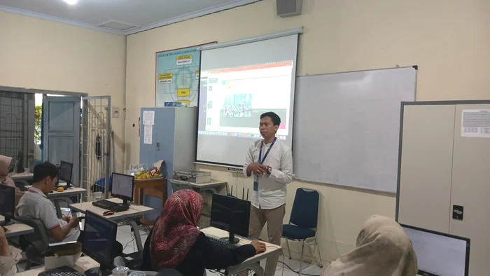 Krakatau IT Gelar Pelatihan AI untuk Peningkatan Kompetensi Guru YPKS