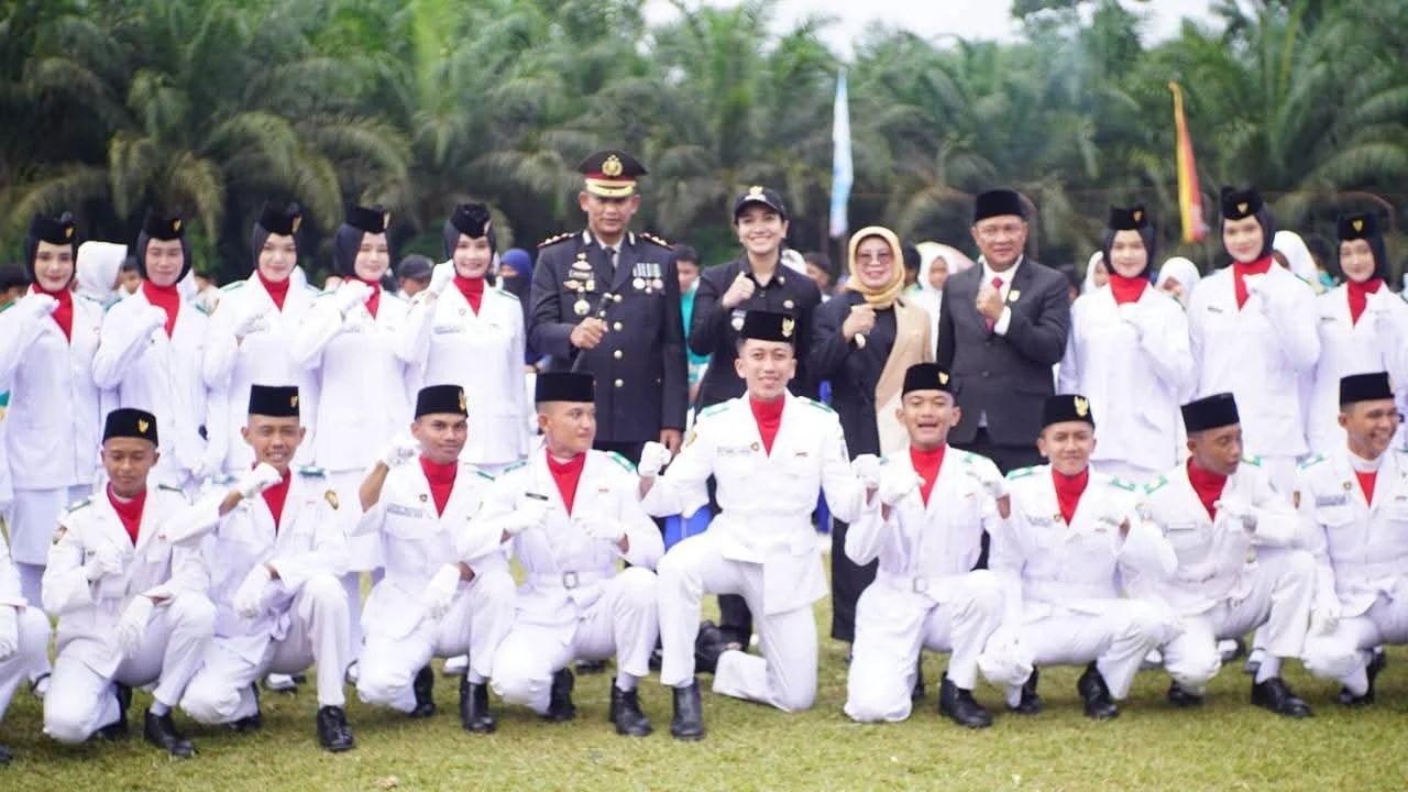 Upacara HUT ke-22 : Bupati Annisa Paparkan Capaian dan Arah Pembangunan Dharmasraya