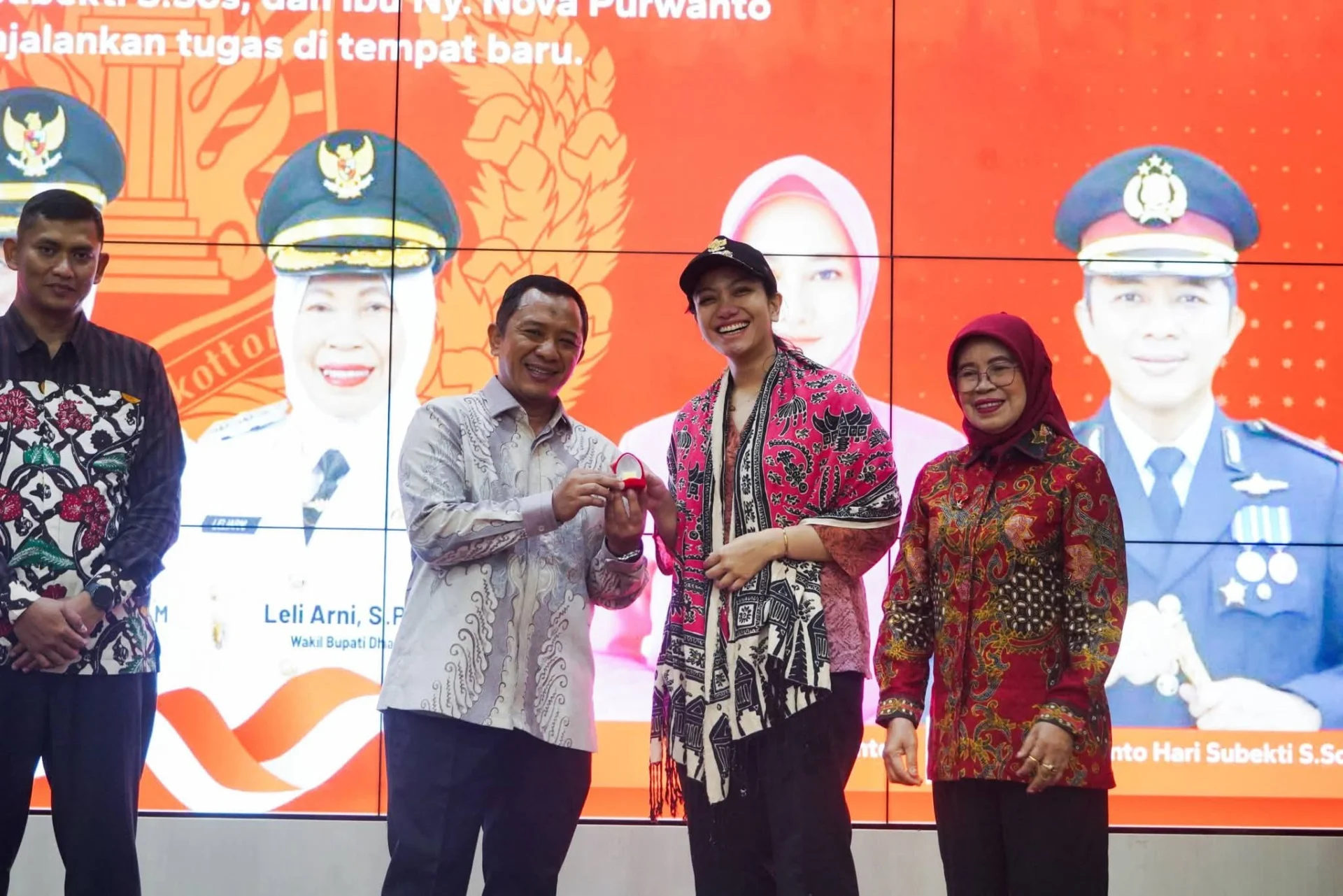 Pisah Sambut Kapolres Dharmasraya, Bupati Sampaikan Apresiasi dan Harapan Sinergi