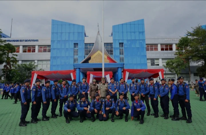 Zulmaeta Hadiri Gelar Pasukan HUT Damkar, Satpol PP, dan Satlinmas se-Sumbar