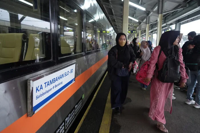 KAI Daop 2 Bandung Operasikan 2 KA Tambahan Libur Kenaikan Yesus Kristus