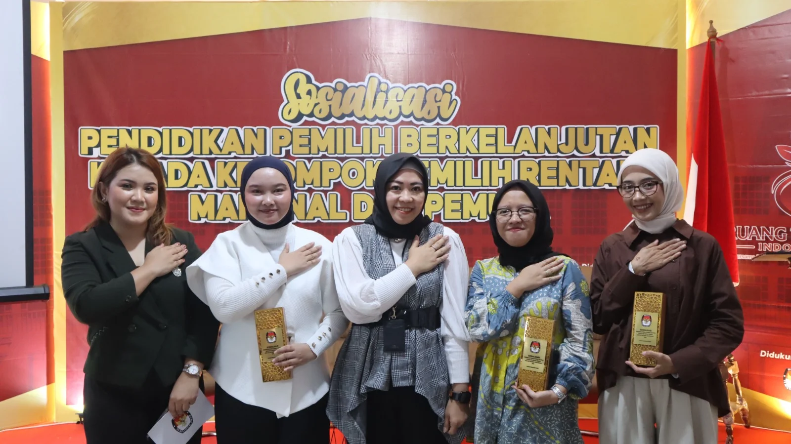Pendidikan Pemilih Berkelanjutan Bekali Masyarakat Hadapi Hoaks di Era Digital